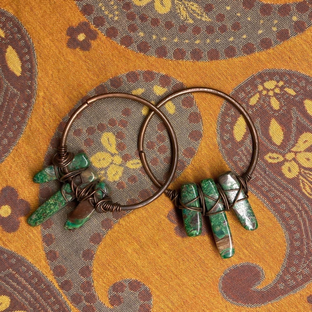 Emerald Green Piryte Hoop ear weights - Picture 3 of 4